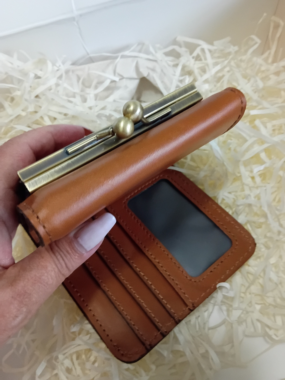 Patricia Nash VintagEuc Kiss Lock Brown Leather Bifold Wallet with Floral Emboss - Picture 2 of 12